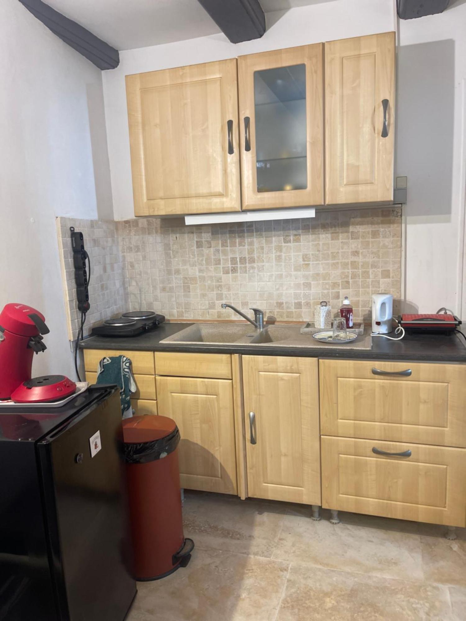 Rent Big Room With Breakfast Free In Old City Nancy Exteriör bild