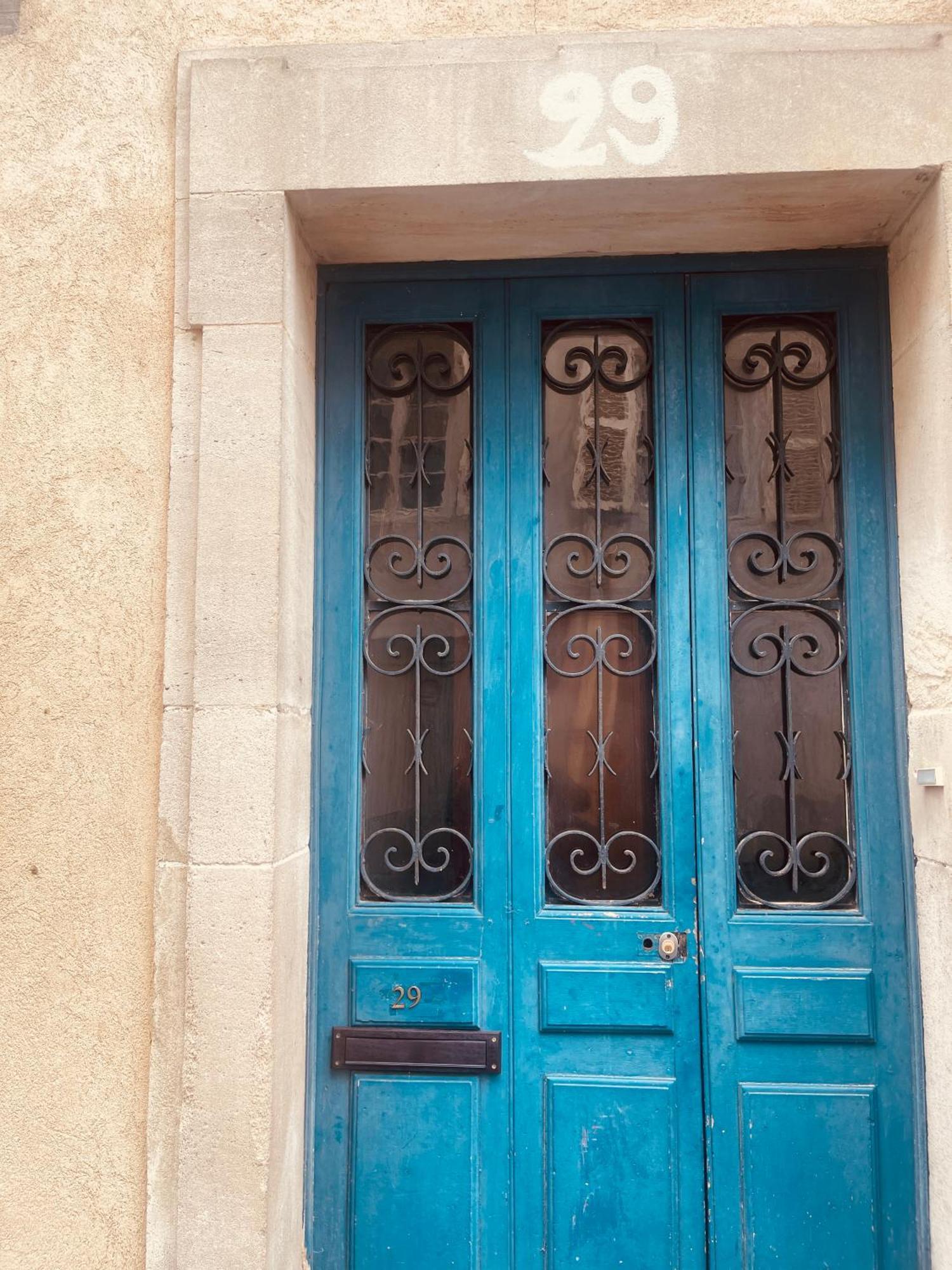 Rent Big Room With Breakfast Free In Old City Nancy Exteriör bild