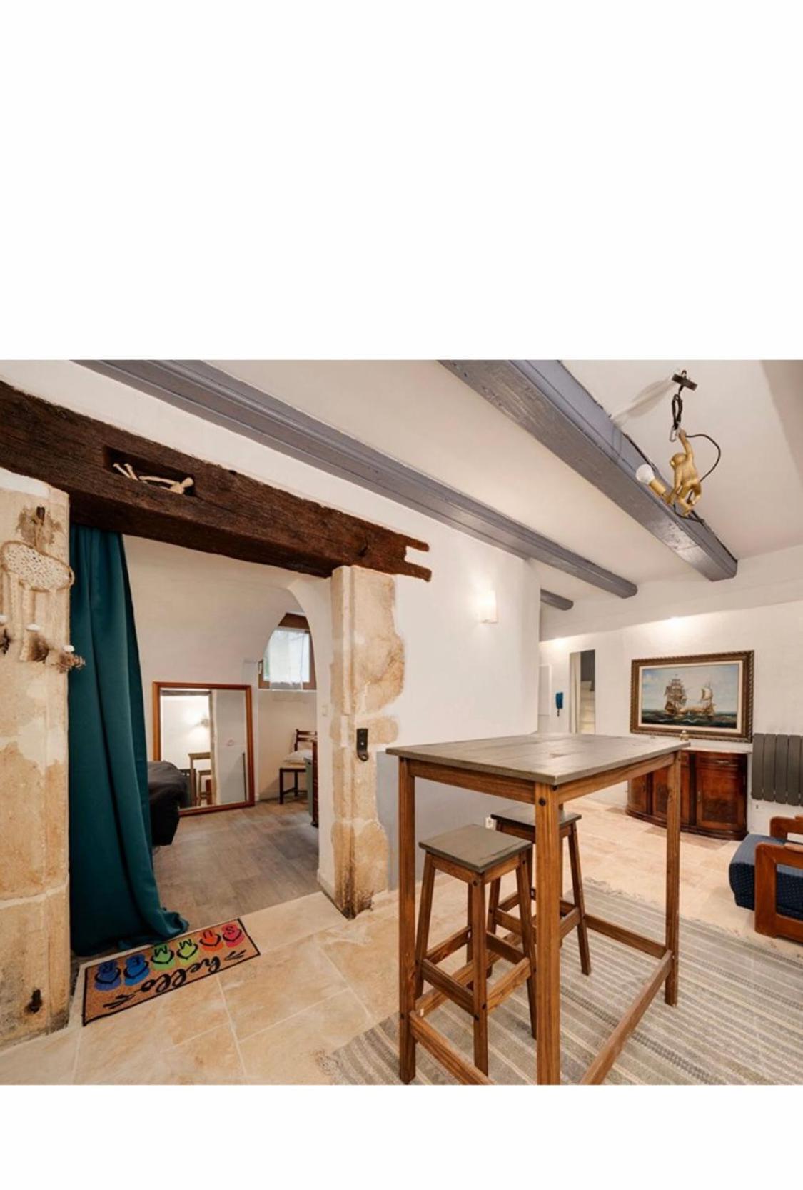 Rent Big Room With Breakfast Free In Old City Nancy Exteriör bild